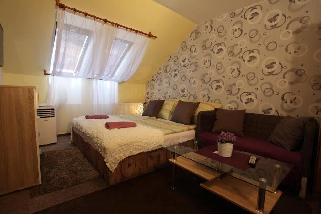 Residence Albert Прага Екстер'єр фото